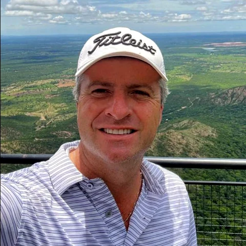 Marcelo L.